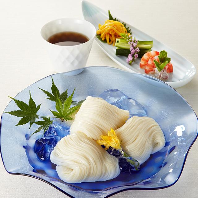 お中元 素麺 ギフト揖保乃糸 送料無料 手延そうめん 揖保乃糸 ひね(古) 特級品(黒帯) 50g×24把 揖保の糸 そうめん 麺 温麺 贈り物 :takata-SD-40--HINE-TOKKYU-24P:ギフトグルメ北海道 - 通販 - お中元 素麺 ギフト揖保乃糸 送料無料 手延そうめん 揖保乃糸 ひね(古) 特級品(黒帯) 50g×24把 揖保の糸 そうめん 麺 温麺 贈り物 :takata-SD-40--HINE-TOKKYU-24P:ギフトグルメ北海道 - 通販 -