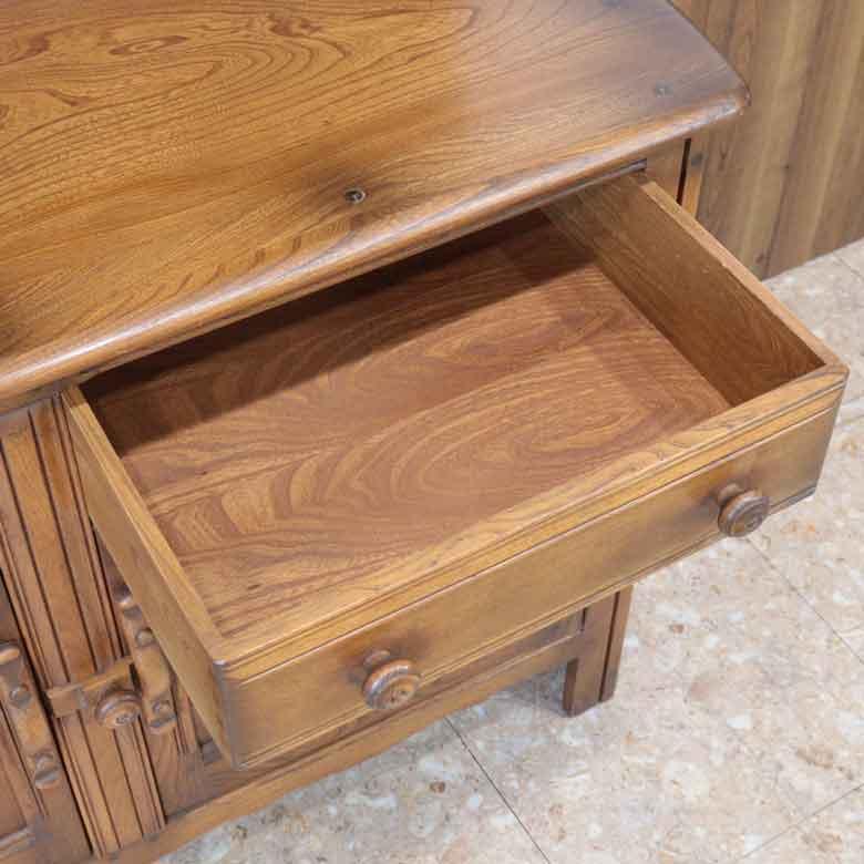 【発送の場合は即購入不可】 レア ERCOL ウェルシュドレッサー オールドコロニアル 英国 ヴィンテージ アーコール エルム 飾り棚 本棚 食器棚 カップボード 85652 オールドコロニアル ウェルシュドレッサー｜アーコール ERCOL – rocca