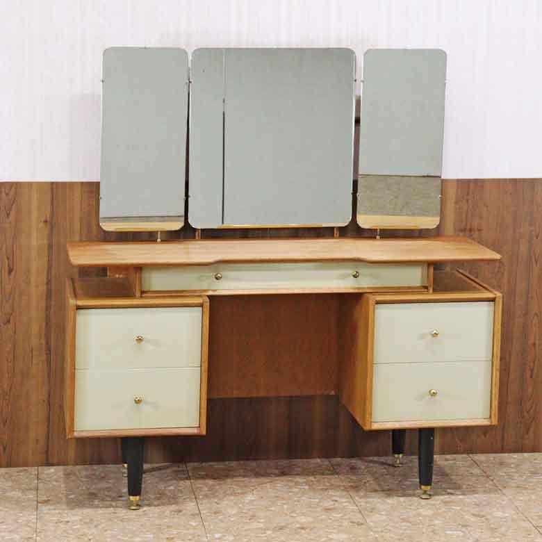 ドレッサー ジープラン G-PLAN オーク ヴィンテージ ミッドセンチュリー G-PLAN（ジープラン） ドレッサー Light Oak & Chinese White G-PLAN