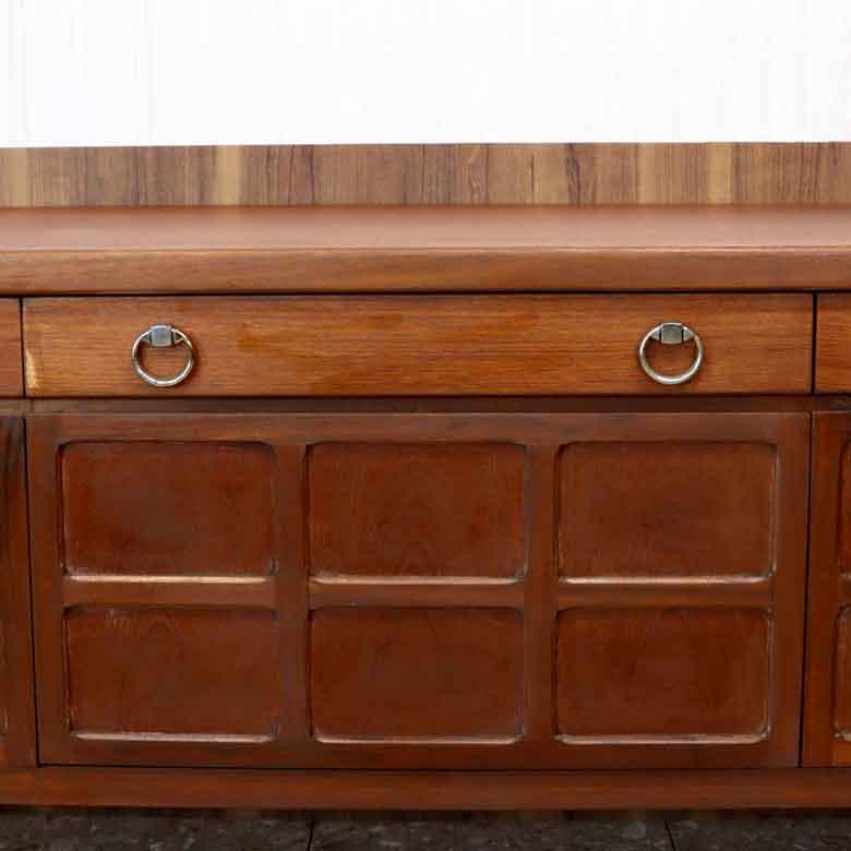 【！送料別！】 NATHAN ガラス キャビネット AVボード チーク 英国 ヴィンテージ ローボード TV台 サイドボード ネイサン Parker Knoll イギリス 98233 送料別！】 NATHAN ガラス キャビネット AVボード チーク 英国