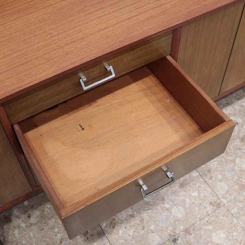 サイドボード NATHAN Tola ヴィンテージ イギリス ローキャビネット サイドボード NATHAN Tola ヴィンテージ イギリス ローキャビネット