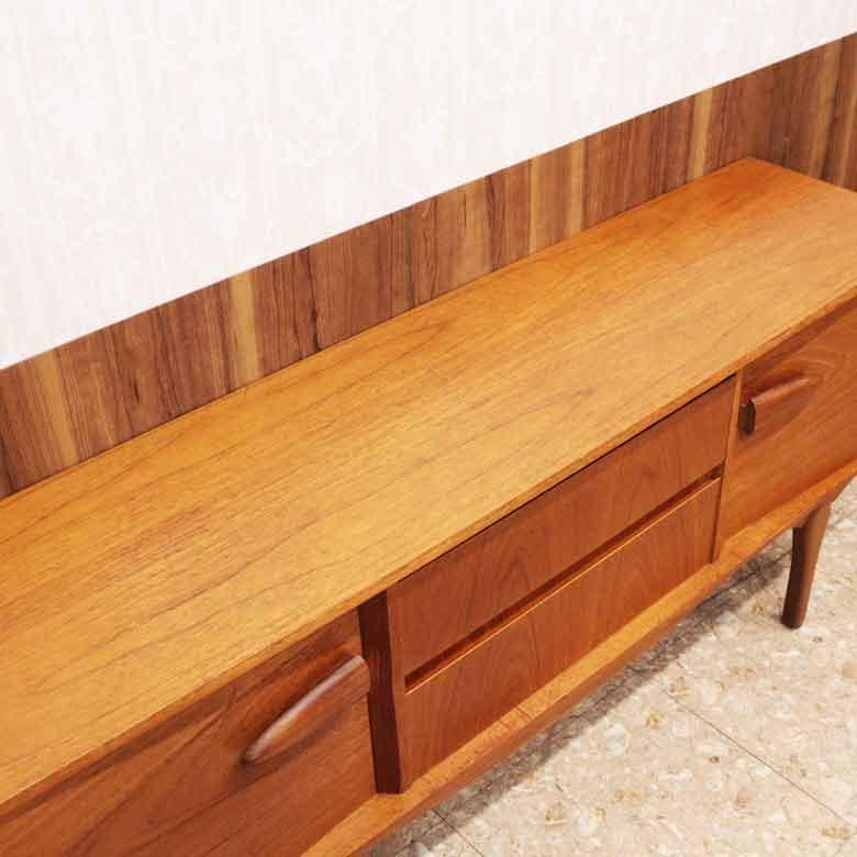 サイドボード Jentique ヴィンテージ イギリス キャビネット ジェン