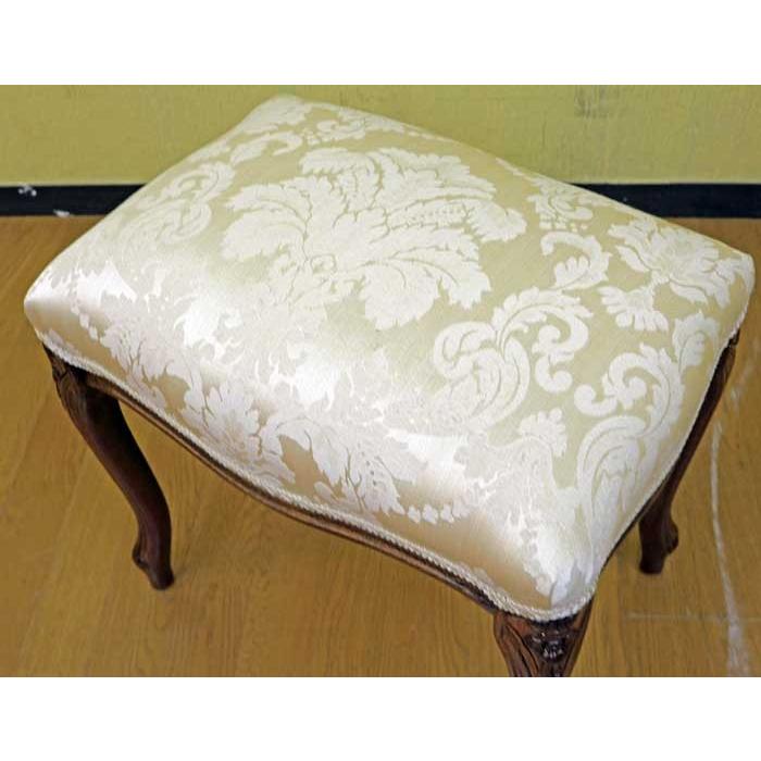 スツール ベージュ 猫脚 イタリア 完成品 ロレーナ イタリア 3人がけソファ ベージュ 猫脚 木製 完成品 ロレーナ 3P