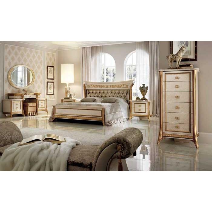 アンティークハイチェスト7段