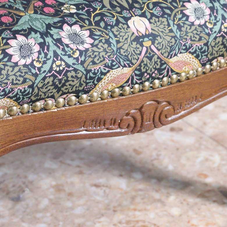 フットスツール いちご泥棒 ベスト・オブ・モリス 猫脚 イタリア グリーン 足置 スツール いちご泥棒 ベスト・オブ・モリス 猫脚 イタリア