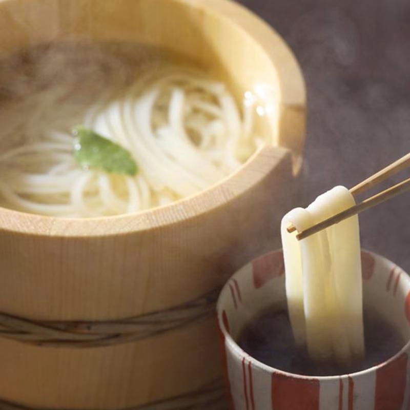 海津屋 氷見うどん 太めん 200g ２０個（１ケース） 宅配80サイズ 氷見うどん 太麺 乾麺 もちもち 煮込みうどん 鍋の〆 富山 北陸_1