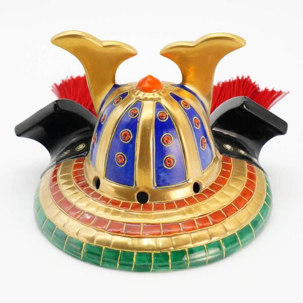 九谷焼 五月人形 九谷長峰 3号 兜 上等 金彩盛 愛らしさが