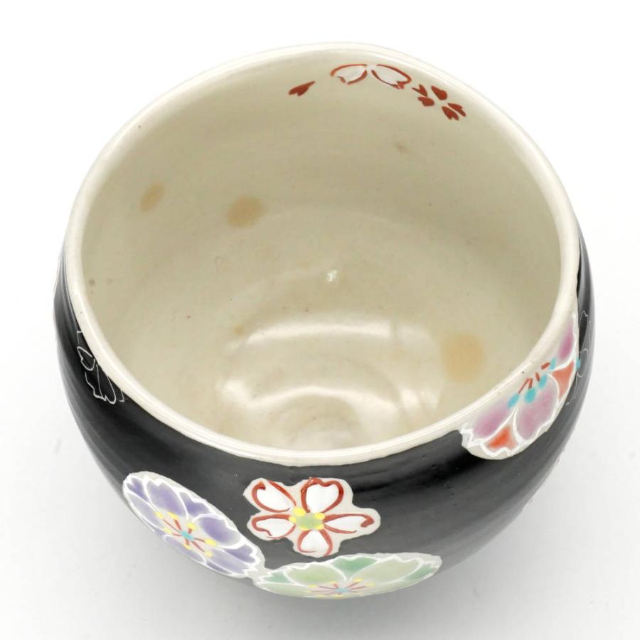 虚空蔵窯　一服腕　桜　二点セット 九谷焼 虚空蔵窯いっぷく碗（湯呑み）重ね桜 黒塗り（大）10012934