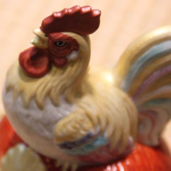 九谷焼 色絵金彩 酉 置物 木箱付 鶏 鳥 縁起物 吉祥 開運 古美術品