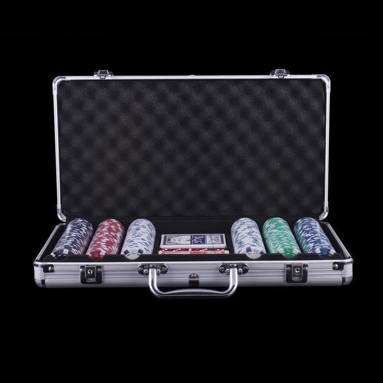 ポーカー カジノ セット アルミケース入り 本格派 チップ300枚 ポーカー カジノ セット アルミケース入り 本格派 チップ300枚