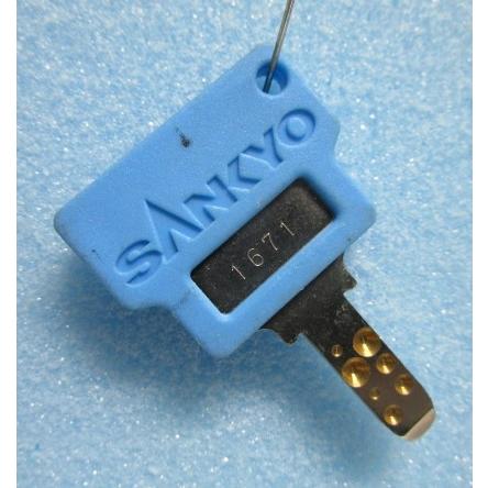 ▲▲ 鍵番号：純正/1671　(Pカム付き)　三共【シリンダーとドアキー】3_6　レトロパチスロ実機 かぎ カギ エヴァンゲリオン |  | 01