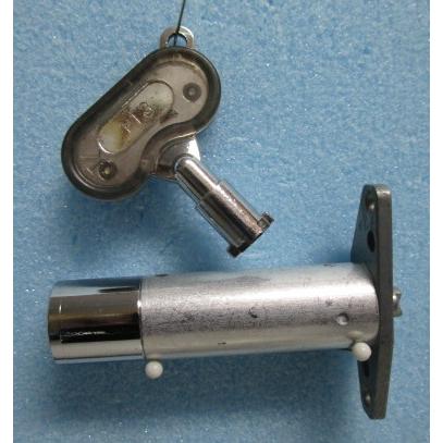 ▲▲ 鍵番号：純正/113　(カム無し)【シリンダーとドアキー】4_8　レトロパチスロ実機 かぎ カギ 機種名は不明 | 