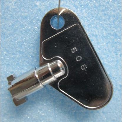 ※※ ドアキー：505　ブロンコ(純正)　東京バブコ　パチスロ実機用　レトロスロット【鍵,かぎ,カギ】レターパック発送可能(参考画像) | 