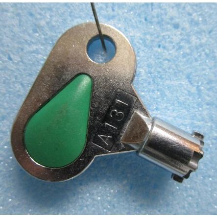 ※※ 緑色ドアキー：A131 (純正)　メーカー・機種不明　パチスロ実機用【鍵,かぎ,カギ】2(参考画像)　家スロット用 | 
