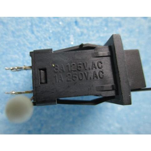 ※※ プッシュボタン　プッシュONタイプ　(ロック無し)×3個セット　中古品【通電チェック済み】7 |  | 03