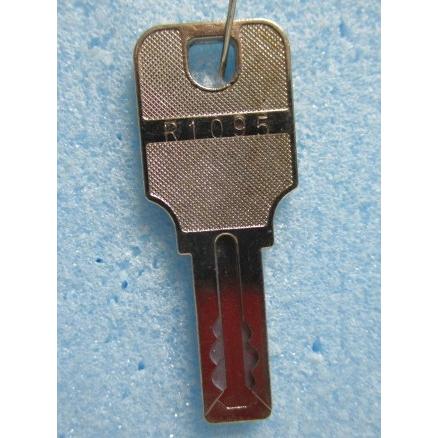 マジカルハロウィン8　実機　無段階ボリューム　ドアキー　設定キー　送料込み マジカルハロウィン8 実機 無段階ボリューム ドアキー 設定キー