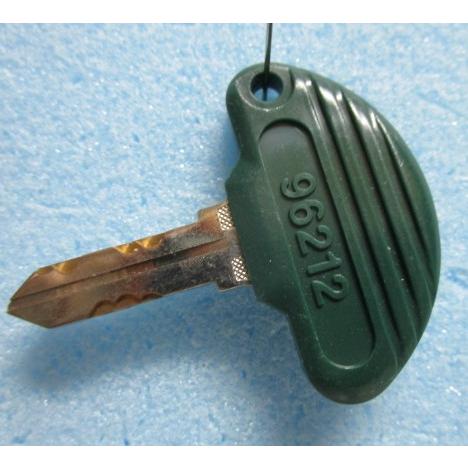 ※※ 純正:96212/緑　ドアキー　アルゼ系/ユニバーサル　パチスロ実機用【鍵,かぎ,カギ】現物画像 | 