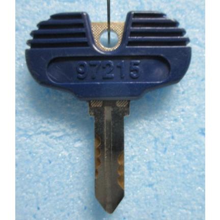 ※※ 純正:97215/青　ドアキー　アルゼ系/エレクトロコイン　パチスロ実機用【鍵,かぎ,カギ】現物画像 | 