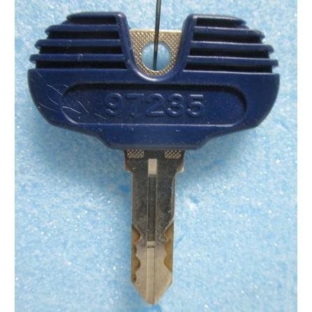 ※※ 純正:97235/青　ドアキー　アルゼ系/エレクトロコイン　パチスロ実機用【鍵,かぎ,カギ】現物画像 | 