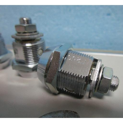 ▲▲ ドアキー1本とシリンダー4本とベロ4枚のセット　(統一番号)　実機,ゲーム機,両替機,等【シリンダーとドアキー】k-1　No_1 |  | 02