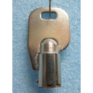 ▲▲ ドアキー1本とシリンダー4本とベロ4枚のセット　(統一番号)　実機,ゲーム機,両替機,等【シリンダーとドアキー】k-1　No_1 |  | 03