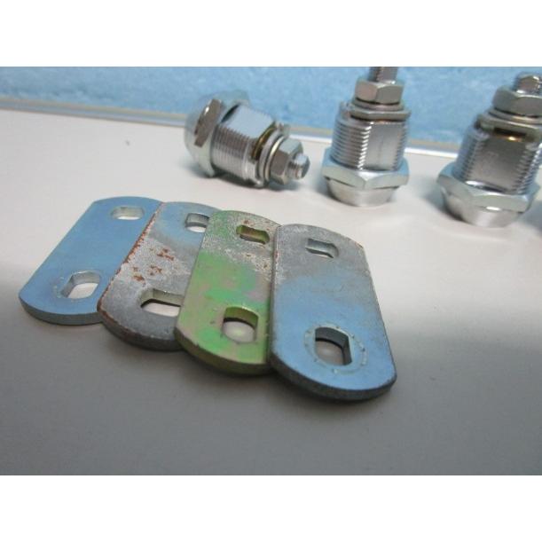 ▲▲ ドアキー1本とシリンダー4本とベロ4枚のセット　(統一番号)　実機,ゲーム機,両替機,等【シリンダーとドアキー】k-1　No_1 |  | 04