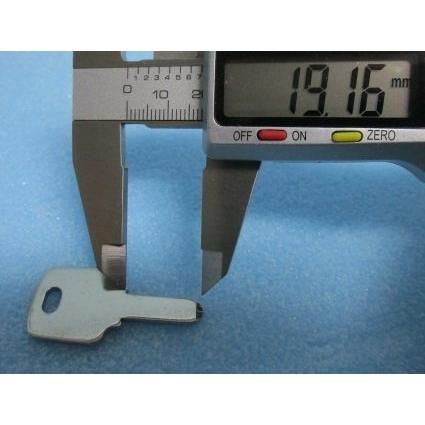 ※※ ディンプルブランクキー　4本セット　(未加工品)　鍵番号：無し【鍵,かぎ,カギ】実機やアーケード等色々な箇所で使用可能 |  | 03