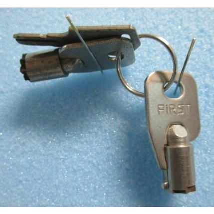 ※※ アペック701S/沖縄仕様　ドアー/リセット/設定の3本セット　サミー工業　パチスロ実機用【鍵,かぎ,カギ】(参考画像) |  | 01