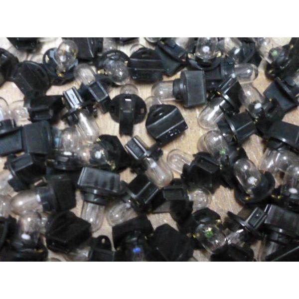 ☆-☆ ソケット付き　3wタイプ電球25個セット　サンダーV 大花火 ハナビ 等　レトロ パチスロ実機の交換用　100個の参考画像です |  | 01