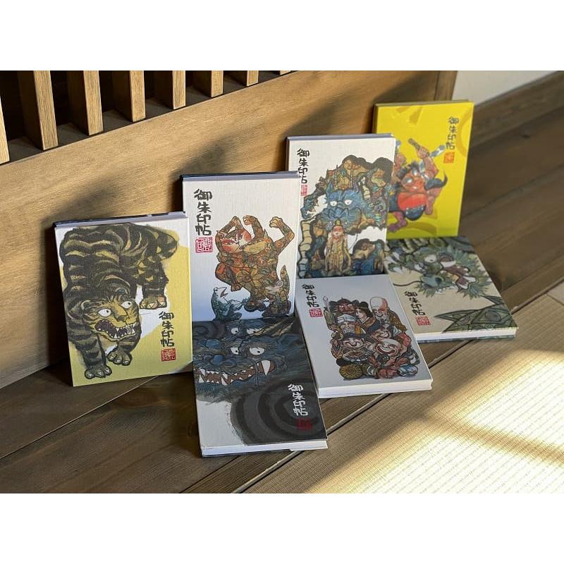 HollyHock 大判 墨絵御朱印帳（龍頭観音） 蛇腹タイプ ネコポス送料