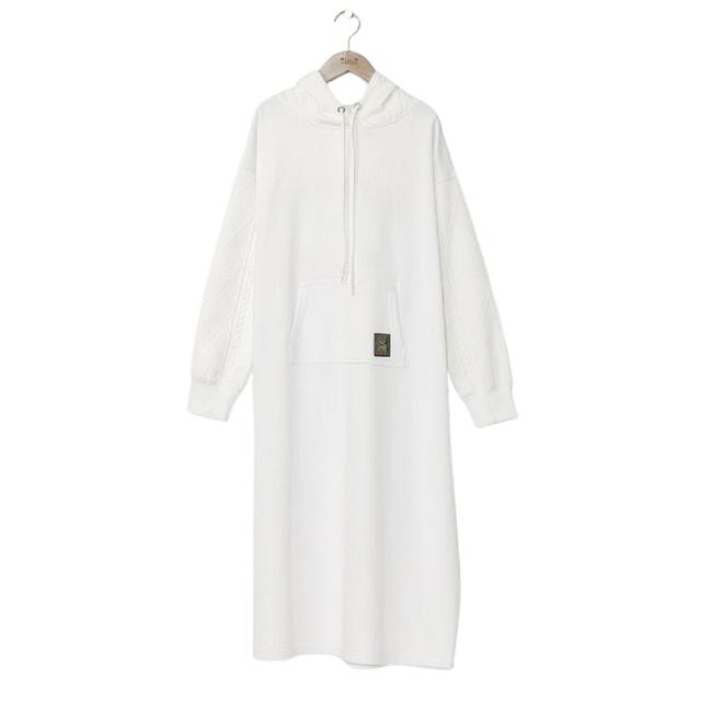 フード付きニットロングワンピース ホワイト ロングワンピース 長袖 レディース 秋冬 フード付き ニット カジュアル