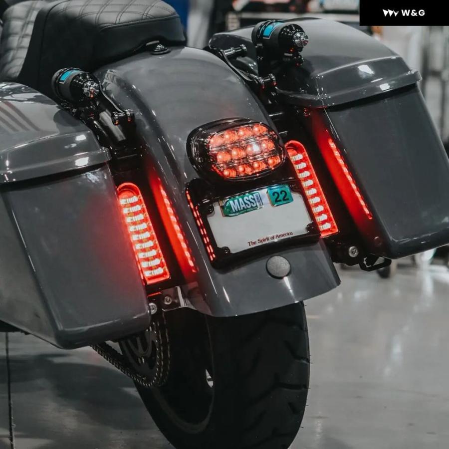 並行輸入品ストリートグライド ロードグライド ロードキング FLHRSE 