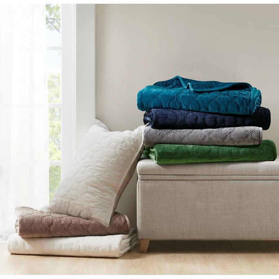 マディソンパーク Madison Park ベッド ベッドリネン bed linen ベッドカバー 薄手の上掛け布団 キルト3点セット ベルベット - クイーンサイズの画像