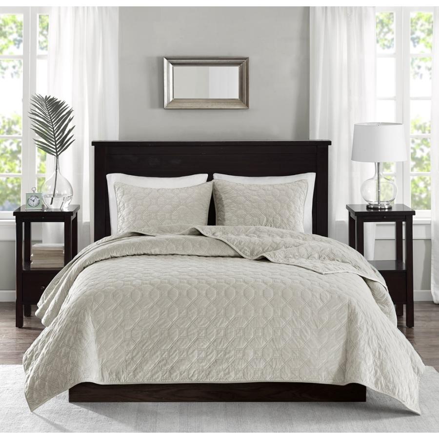 マディソンパーク Madison Park ベッド ベッドリネン bed linen ベッドカバー 薄手の上掛け布団 キルト3点セット ベルベット - クイーンサイズの画像