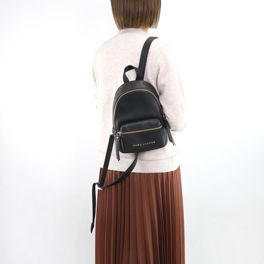 秋冬の主役◎ マークジェイコブス MARC JACOBS バッグ リュックサック H302L01FA21 ミニリュック アウトレット レディース 新作 【V2492805341】(12730円)
