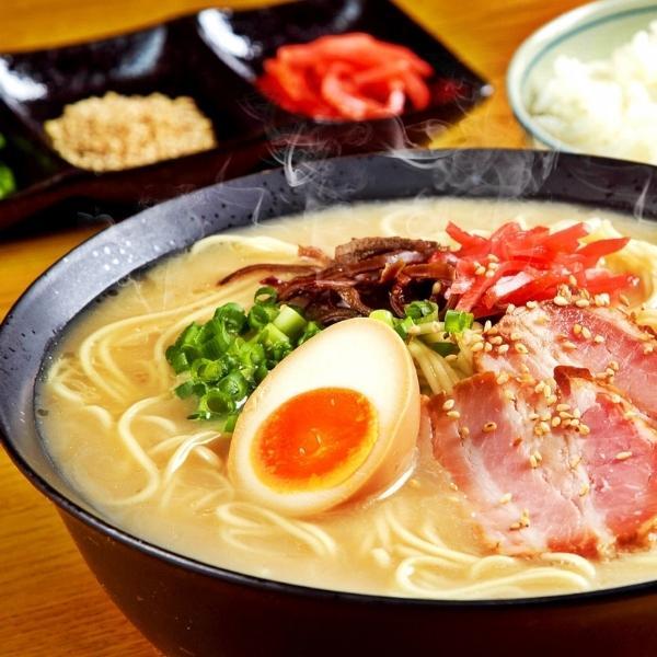 ラーメン　お取り寄せ　本場久留米とんこつラーメン　3種8人前　セット　博多風　久留米風　ピリ辛　豚骨スープ　詰め合わせ　お試しグルメギフト｜honba-kyusyu