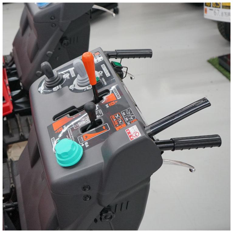 ホンダ 「5月1日はP5倍」除雪機 家庭用 HSM1390i-JR 中型 ホンダ 「5月1日はP5倍」除雪機 家庭用 HSM1390i-JR 中型