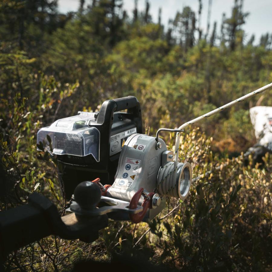 PORTABLE WINCH】ポータブルウインチ PCW3000-Li バッテリーロープ