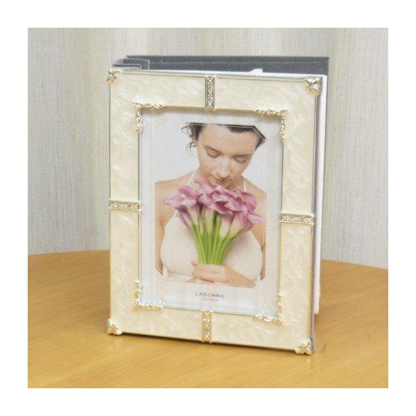 フォトアルバム ウェディング ハガキサイズ ポストカード 80枚 結婚祝い ラドンナ リング ブライダル アルバム フレーム付き結婚祝いのギフト プレゼント に最 Amj62 P Wh プロヴァンスの風 Yahoo 店 通販 Yahoo ショッピング