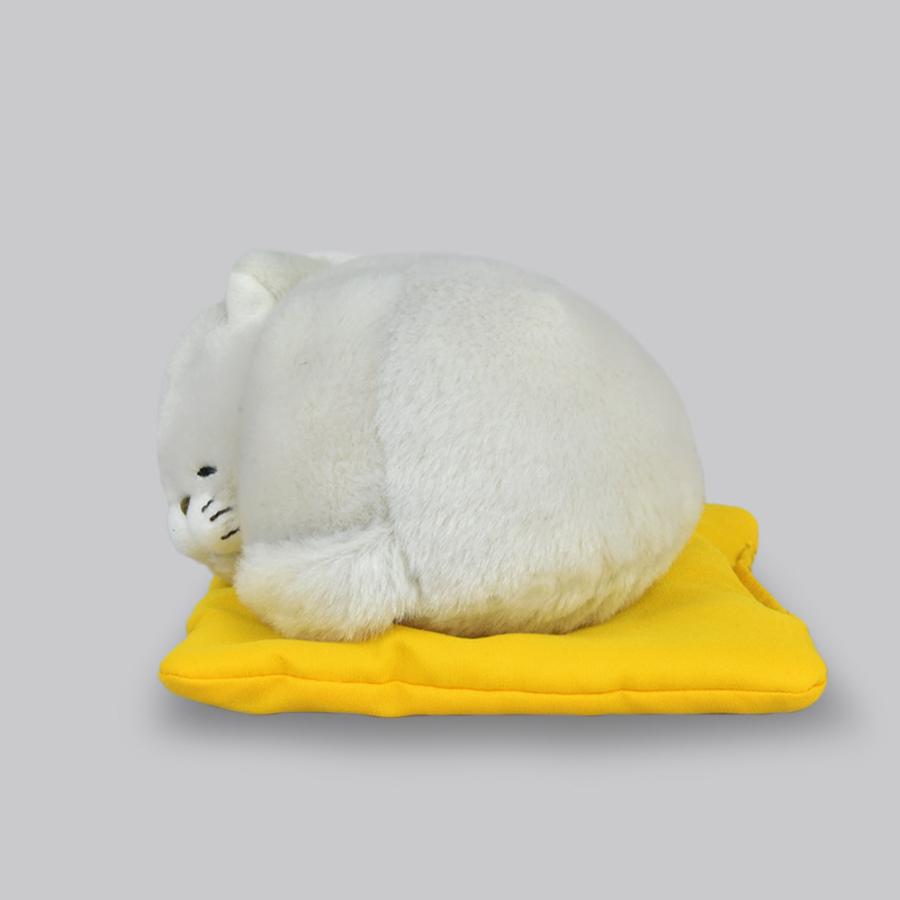 ひげまんじゅう 座布寝 ST ほとけ 猫 ぬいぐるみ アミューズ : HONDA