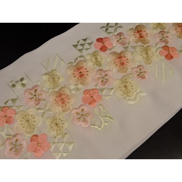 半襟 半衿 No 32 1 成人式 振袖 お顔元さらに豪華に華やかに Silelly シルエリー 日本製品 お祝い事 お祝い着 式典 訪問着 色無地 にも 32 1 本多屋 通販 Yahoo ショッピング