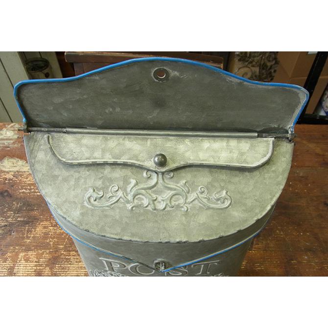 オールドブリキ ポスト EZ-80 |  | 02