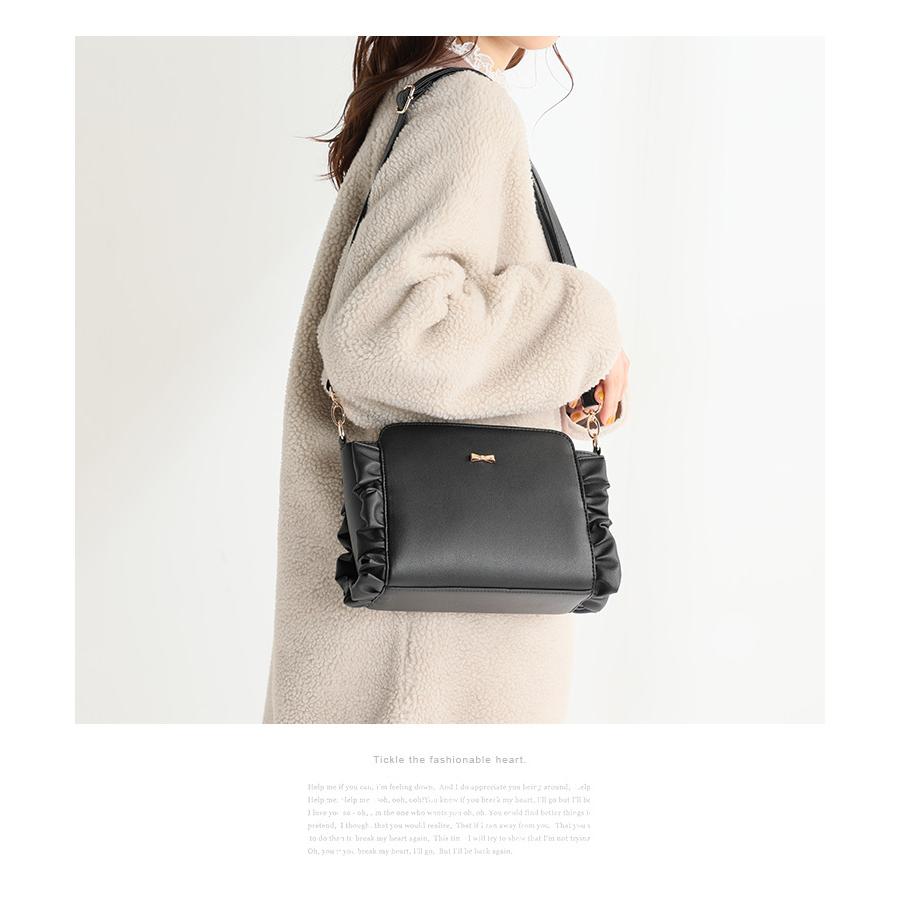 バッグ ショルダーバッグ レディース 斜めがけ フリル 春 夏 秋 冬 Honeys ハニーズ フリルショルダーｂａｇ ハニーズ オンラインショップ 通販 Paypayモール