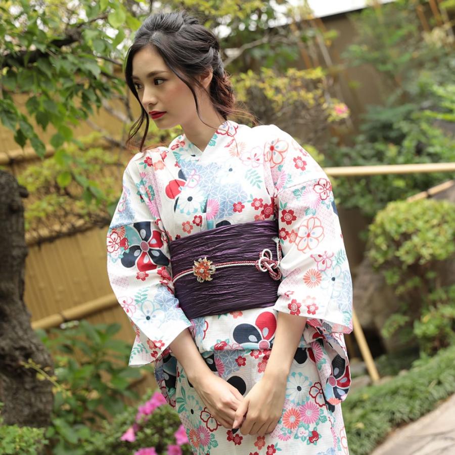 浴衣 レディース 3点セット ゆかた 帯 下駄 白 古典花 ホワイト 古典花柄 レトロ 古典柄 花柄 浴衣 セット 代 30代 浴衣ホンコンマダム D ホンコンマダム 通販 Yahoo ショッピング