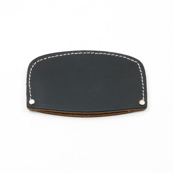 日野浦刃物工房 味方屋作 越後鍛冶鉈 両刃 千葉型 首曲り 桜柄 刃当て付き |  | 04