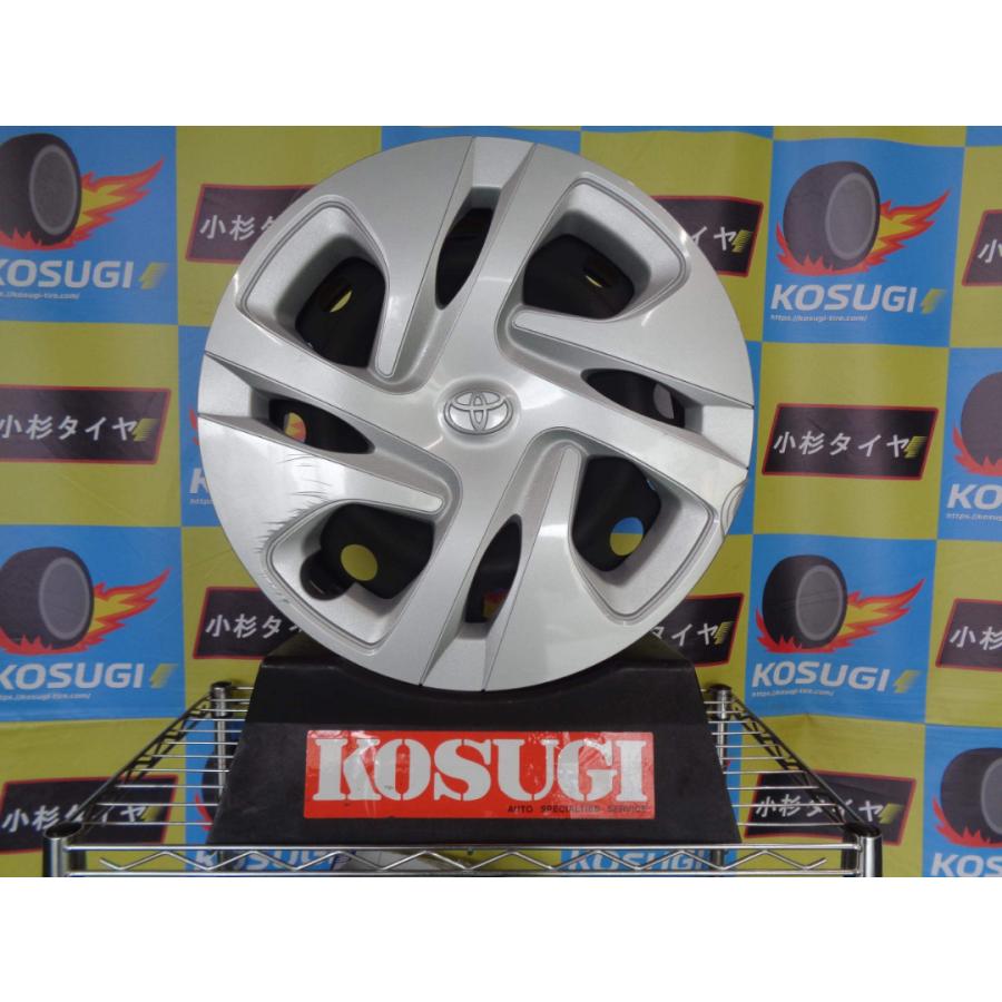 トヨタ　アクア　純正ホイール　鉄ちん　15インチ　6j タイヤ　山あり トヨタ アクア 純正ホイール 鉄ちん 15インチ 6j タイヤ 山あり