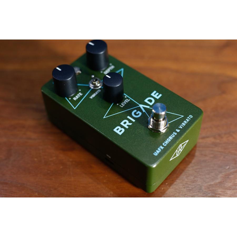 Universal Audio / UAFX BRIGADE Chorus & Vibrato コーラス