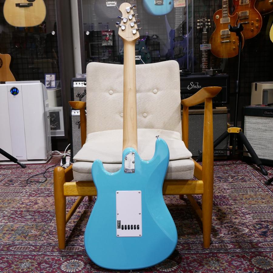 Sterling by MUSIC MAN / Intro Series Cutlass CT20HSS-ELB-A1