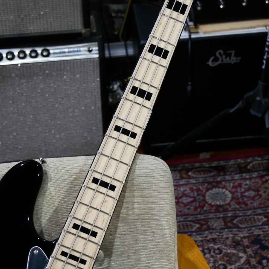 Crews Maniac Sound / JB-2004 Maple Fingerboard Black