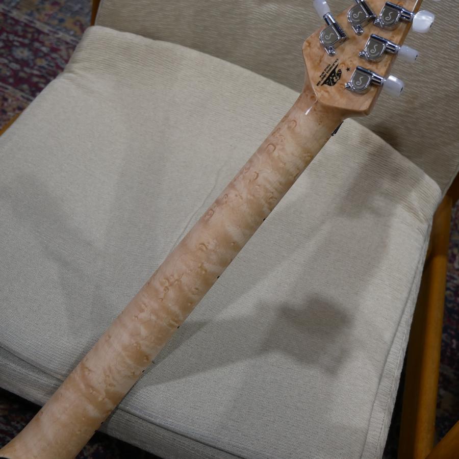 Music Man MUSIC MAN / KID LIMITED / AXIS / TRANS PINK QUILT / MH
